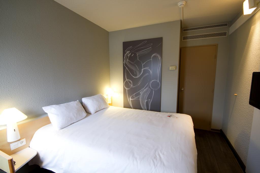 فندق Ibis Bayonne Centre الغرفة الصورة