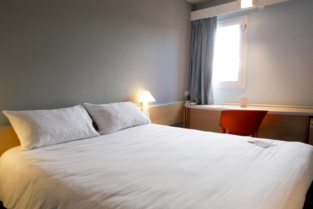 فندق Ibis Bayonne Centre الغرفة الصورة